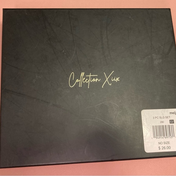 Collection XIIX Polka Dot 3 piece gift set - Picture 2 of 3